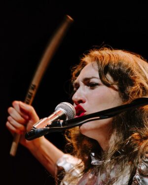 Regina Spektor Instagram - Hi friends!
This is just to say that I hope you haven’t been too flooded and rained upon, that I am pondering a fun local to NYC announcement, and that if you haven’t yet signed up to my text list (USA only) or email list (world wide) then please do so… links to both in the Bio 🍂 We’ll be ready to send you the news soon ☎️✍️

Beautiful 📸 by @jennamurray from Central Park Summer Stage 
Silver 👗 by @batshevadress 

🍂🍂🍂🍂🍂💕💕💕💕💕🎶🎶🎶