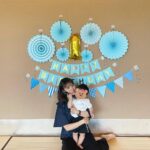 Reina Ikehata Instagram - 弟弟生日快樂 時間過得好快，連弟弟都是1歲了 非常感謝你們讓我當你們的媽媽 媽媽超級幸福的❤️ 次男のバースデー🎂 あっという間に1歳だなんて、時間が過ぎるのは本当に早いなぁ。 私をあなたたちのママにしてくれてありがとう❤️ 幸せよ☺️ #兄弟 #兄弟ママ #誕生日 #男の子ママ #男の子ママコーデ #毛穴ケア #美肌ケア #エステサロン #coordinate #コーディネート #男の子兄弟 #兄弟コーデ #ママコーデ