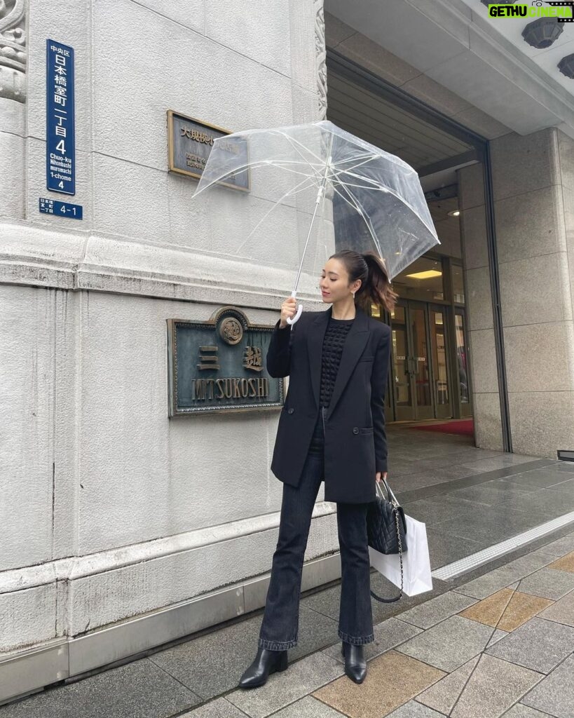 Reina Ikehata Instagram - 雨の週末、皆様いかがお過ごしでしたか？☔️ 急に気温もぐっと下がっていたので、体調にはお気をつけ下さい🙃 日本這週末都是下雨天☔️大家怎麼過的呢？ 突然變好冷、保重身體喔～～～～～ #momofboys #momoftwoboys #momfashion #momlife #兄弟ママ #産後ダイエット