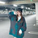 Reina Tanaka Instagram - . このニット色合い可愛い💚🩶 帽子に耳ついとうやつハマり中です🐰🐱 この靴履きすぎて 厚底の部分が外れてきた🤣 新しいの買わんと🥲 軽くて高低差ない厚底どこかにないかなー？？😵‍💫💭⸒⸒ ・‥…━━━☞・‥…━━━☞ #れーなこーで #EVRIS