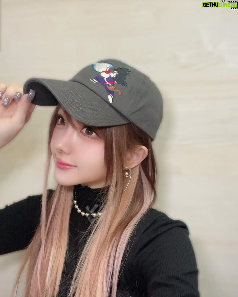 Reina Tanaka Instagram - . ドラゴンボールの帽子見つけて 買っちゃいました🧢”✨️ 悟飯くんの幼少期のやつないかなー？？🥹 ・‥…━━━☞・‥…━━━☞ #ドラゴンボール #キャップ #🧢