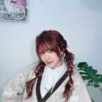 Reina Tanaka Instagram - . この服めちゃくちゃ女の子らしさ全開な服じゃない?! この服はモデルをやらせてもらっているRadyのお洋服です🧸💭⸒⸒ このセーター着る時はぜひこの髪型真似して!!! 超女の子。まじ女！笑 この服でTikTokあげとうけど、 まだあるけん楽しみにしとってね💓🤭 この服きのう着たっちゃけど (あ。ここから雑談ね) 夜ご飯にサムギョプサル食べに行ったわけ🐷✧ 仕事の忘年会やけんお店は決めてもらったっちゃけど、つい最近血液検査したわけよ。 その時 足りん物が ビタミンなんとか…でさ！笑 それは何食べれば入ってますか？って聞いたら 豚って！🐖🐖🐖 えっっサムギョプサル?! なんてすごいタイミング。 これはビタミンなんとかを摂取するチャンスやん！？と思って めちゃくちゃ食べたら 心なしか夜肌がツルツルになった気がした！ ※多分気のせい ・‥…━━━☞・‥…━━━☞ #れーなこーで #Rady #豚摂取は大事