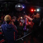 Rekko Instagram - 4/2 FAVORITE×SHUTTERCHANCE VAAK社長とボスも来てくれて急遽客演お願いしたら快く受けてくれてめっちゃ盛り上げてくれました！ 最高な思い出！🔥 📸 @ikechannn1012 #梵頭 #VAAK #HIKIGANESOUND