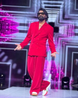 Remo D'Souza Instagram - 😎😊