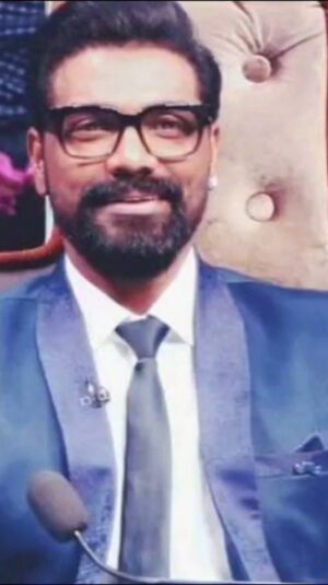 Remo D'Souza Instagram - Happy #30years Papa 😘
Love You Endless 😘😘🧿🧿🧿🧿

#forever #love #gratitude #Remfam #RemoDsouza Papa 😘 #inspiration #AnvishaaTyagi #ThankYou
