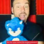 Renato Novara Instagram - “Io ci sono ✅ Luffy c’è ✅ Sonic c’è ✅ E voi ci sarete? Vi aspettiamo domani dalle ore 15.30 alle 17.30 presso @lafeltrinelli di Corso Buenos Aires 34 a Milano nella nuova Manga Lounge! 💭 Talk, interviste, meet & greet e doppiaggio dal vivo nell’evento It’s Manga Time! Insieme a me ci sarà anche @emanuelapacotto 🔝 #RenatoNovara #Feltrinelli #Manga #Doppiaggio