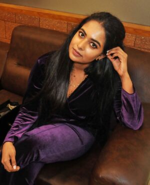 Renu Soundar Instagram - Look for the magic in every moment…

@prince_t_narayanan