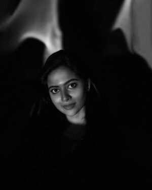 Renu Soundar Instagram - ❤️❤️ 

Let light shine out of darkness ..

@jibinartist 
@maxxocreative