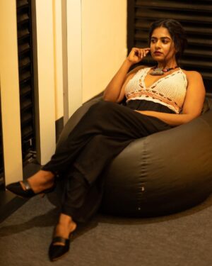 Renu Soundar Instagram - Our life is what our thoughts make it.

📸 @anshad_guruvayoor 
Mua @rajesh_kodungallur 

#renusoundar #thought #happiness