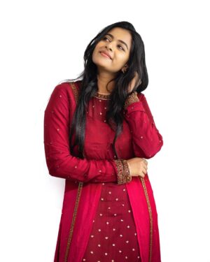 Renu Soundar Instagram - ❤️ 

👗 @aydhab

 @shihabu.sbs