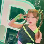 Reo Kurachi Instagram - 「FORCE」in OSAKA ありがとうございました！！！ 超楽しいライブでした！ バチバチに勢いのあるセトリと、わちゃわちゃMC（即興ソングやお祝いもしましたね！）このギャップがピキだな〜って。 色んな角度からの"楽しい"が詰まってました！ 　 そして、新衣装かわちい！ けど絶対に太れない！ヒャー！（笑） この衣装があることで、太らずに済みそうですわ！😆 と言いつつ、直前の舞台本番中に、美味しい差し入れを食べすぎて、ちと太ったので、次回着る時までにはもう少し絞りたい気持ち‼︎‼︎ ツアーはまだ続きますので、是非遊びに来てくださいね！