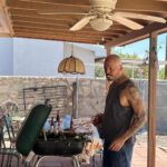Residente Instagram - Ganamos mejor película dramática en Sundance! Todavía no lo puedo creer.. Gracias a esta nueva familia que tengo tatuada en el alma, hermanos y hermanas. La energía durante la filmación fue tan especial que es inexplicable. Un equipo lleno de latinxs que lo dieron todo por encima de todo. En mi puta vida pensé en actuar. Gracias @uit14 por confiar en mi como actor. @sashacalle @lesliegrace @lio.mehiel @allisonsalinasss @kimaya_thais @lucianaelisaquinonez @dreyacastillo @iamemmaramos @sharlenecruz @alejandromejiadop @metiendocabras @heidimarshallstudio @sundanceorg ❤️ @1868studios