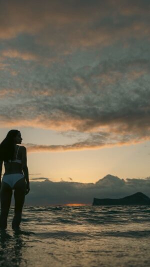 Rhiannon Fish Instagram - Figured this deserved another pass in the edit and a spot on the grid. 2023 🤍