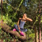 Rhinnan Payne Instagram - peace out 🌳🤸🏽‍♀️✨thumbs up #moveinbeyond @beyondyoga