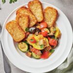 Ricardo Larrivée Instagram - Au menu cette semaine, des assiettes remplies de bons légumes pour affronter le froid de mi-janvier. Saveur et réconfort sont au rendez-vous! 🫛 🍽️: Risotto aux boulettes de porc et aux pois sucrés / Nouilles udon au tofu et aux haricots verts / Poulet toscan / Ratatouille express et galettes de pommes de terre / Morue et maïs, bouillon au cari épicé Lien dans le profil (@ricardocuisine) pour voir le menu. ___________ This week’s menu features plates filled with delicious vegetables to face the mid-January cold. Flavor and comfort are on the agenda! 🫛 🍽️: Risotto with Pork Meatballs and Sugar Snap Peas / Udon Noodles with Tofu and Green Beans / Tuscan-Style Chicken / Quick Ratatouille with Hash Browns / Cod and Corn in Spicy Curry Broth Link in the profile (@ricardocuisine) to view the menu.