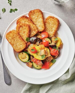 Ricardo Larrivée Instagram - Au menu cette semaine, des assiettes remplies de bons légumes pour affronter le froid de mi-janvier. Saveur et réconfort sont au rendez-vous! 🫛

🍽️: Risotto aux boulettes de porc et aux pois sucrés / Nouilles udon au tofu et aux haricots verts / Poulet toscan / Ratatouille express et galettes de pommes de terre / Morue et maïs, bouillon au cari épicé

Lien dans le profil (@ricardocuisine) pour voir le menu.

___________

This week’s menu features plates filled with delicious vegetables to face the mid-January cold. Flavor and comfort are on the agenda! 🫛

🍽️: Risotto with Pork Meatballs and Sugar Snap Peas / Udon Noodles with Tofu and Green Beans / Tuscan-Style Chicken / Quick Ratatouille with Hash Browns / Cod and Corn in Spicy Curry Broth

Link in the profile (@ricardocuisine) to view the menu.