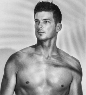 Rick Malambri Instagram - It’s FRIDAY. Have a kick ass weekend! You deserve it.