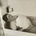 Ricki Lake Instagram – Happy #internationalhomebirthday! 
Found these gems from almost exactly 22 years ago. My home water birth in my 🛀 bathtub changed every cell of my being. Full stop. It healed me in deep and profound ways, from childhood sexual abuse, to body image issues, and so much more.  I found my power, my passion and true calling that day in the my west village apartment.
Today (and everyday)  I want to honor all the home #birthworkers everywhere. 
It has been my greatest honor to shine a light on #homebirth and midwifery care with #thebusinessofbeingborn 
So hopeful and inspired to bring #bobb to 
the next generation. #theunfinishedbusinessofbeingborn #comingsoon  #purpose 
#ilovemidwives #ilovedoulas #doulas 
#doulas #naturalbirth 
#homebirth ♥️🛀💕🌈🌍😘 Home Sweet Home