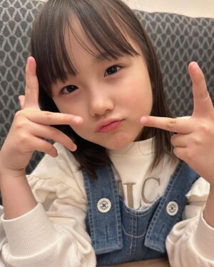 Ririsa Miyazaki Instagram - 😃✌︎