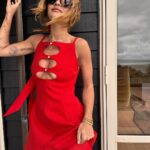 Rita Ora Instagram - Merry Xmas 🎄 love and happiness to you all! Here’s to 2024! ❤️🎄🥰❤️❤️❤️❤️❤️