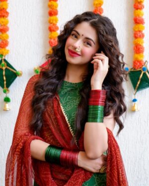 Ritika Badiani Instagram - Happy Makar Sankranti 🪁 

#HappyMakarSankranti