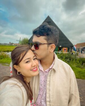 Riyasha Dahal Instagram - The best things in life are sweet kisses. @mystic_victor ♥️