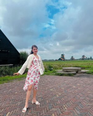 Riyasha Dahal Instagram - My self-worth is not determined by external opinions. #netherlands 🇳🇱