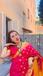 Riyasha Dahal Instagram - Pyaari jethani didi ♥️🤣 #riyashadahal #jethanideurani #italy #rome #nepalese