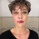 Roberta Giarrusso Instagram – Divisa tra me e Giulia 🎬 “GARBAGE MAN” 

La magia del make-up di @castelluccisilvia 
E L’hairstyle di @radu3553