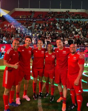 Roberto Carlos Instagram - Congratulations to FIFA for organising this great tournament. Always good to be back on the field and play with old friends. @fifaworldcup 

Parabéns à FIFA pela organização desse torneio de lendas. Bom poder voltar aos gramados e rever velhos amigos. Mais uma taça pra conta 😂😂