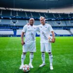 Roberto Carlos Instagram - Define esta foto con un emoji 🤍 Paris, France