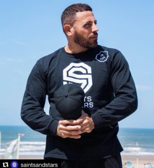 Roberto da Costa Instagram - When you’re doubting 🧢 or no 🧢 when the sunbeams hits you ! @saintsandstars #never #leave #the #house #without #my #cap #baseball #baseballcap #saintsandstars #merchandise #training #gear #amsterdam #robertodacosta #sun #light #beam #sunbeam #beach #sport