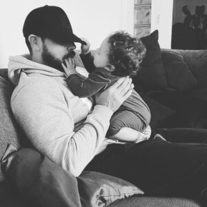 Roberto da Costa Instagram - My nephew ❤️ #mynephew #loves #caps #and #finds #a #beard #interesting #nathanael #robertodacosta