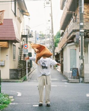 Robin Furuya Instagram - Thank you 
freak mag のayaちゃん連載にでてるよ〜

Photo by @aya_dream04 

All clothes from 
FREAK’S STORE
@freaksstore_official