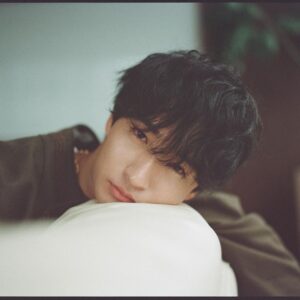 Robin Furuya Instagram - Again thank you for the interview.
 
Pls check out barfout magazine 

@barfout_magazine_tokyo 

Photo by @yu_tera_ 
Stylist Katsumi san 
Hairmake @hairmakesuga