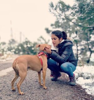 Rocío Vidal Instagram - Le estoy contando a Lennon que no se preocupe por la nieve, las nuevas experiencias a veces asustan pero merecen la pena. 
Al final hemos disfrutado el principio de año como dos niños pequeños. 
Espero que vuestro inicio de año haya empezado con buen pie. 
Volvemos pronto con nuevos vídeos en el canal 🥰