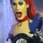 Roem Instagram - A little snippet of last week's episode of 'de Alleskunner' 😊❤️💙 Swipe to see more 👀 Outfit by @isabell.schulz.atelier #rupaulsdragrace #dealleskunner #sbs6 #dragqueen #futuristic #dragmakeup #cyberpunk #dragraceholland #nederland