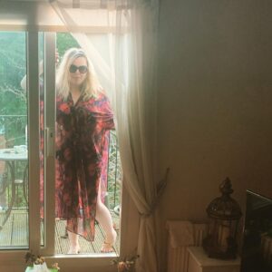 Roisin Conaty Instagram - Full beach wear on the balcony. I haven’t brushed my teeth today. 😬