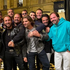 Romain Chavent Instagram - 32 years of friendship wt all this lunatics ❤️🤣😝 i love you guys for ever
