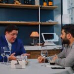 Roman Popov Instagram - Если Друг пригласил вдруг, То иди отвечай, добр будь. Даже если недуг, недосуг... Прочь испуг, это ж не Дудь. Доброму другу можно рассказать бóльше, чем безликому интервьюеру. Ссылка в профиле. Всем хорошего дня, ребята! 😉👋🏼 #САРИКLIVE Рыба Моя