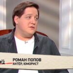 Roman Popov Instagram - Завтра в 13:35 по МСК на канале @tvcplus я наконец-то в гостях у Татьяны Витальевны. Смотрите. Очень интересна реакция на настоящего меня. Как друзей и близких, так и подписчиков. Комментарии не скрываю. Завтра налетайте! #МойГерой #ТатьянаУстинова #РоманПопов #ТВЦентр UPD: Ссылка в профиле