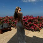 Rosie Huntington-Whiteley Instagram - 2024 in colour 🌺 Phuket, Thailand