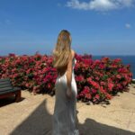 Rosie Huntington-Whiteley Instagram - 2024 in colour 🌺 Phuket, Thailand