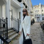Rosie Huntington-Whiteley Instagram - Stomping ground 🩶 London, United Kingdom