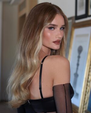 Rosie Huntington-Whiteley Instagram - Fast & Furious 💥