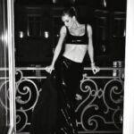 Rosie Huntington-Whiteley Instagram - Le Salon w/ @maisonvalentino @pppiccioli 🖤 Paris,France