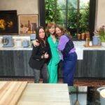 Rosie Perez Instagram - I love you so much @drewbarrymore you’re such a good person. So happy and proud of you. Thank you for having me on @thedrewbarrymoreshow And love you @pamelaadlon! You’re a badass!