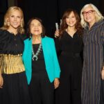 Rosie Perez Instagram - What an empowering and inspirational morning! Thanks @toryburchfoundation for inviting me to interview civil rights icon Dolores Huerta at the #EmbraceAmbition Summit. As women, it’s important to take part in conversations that band us together and raise each other’s voices. Let’s keep inspiring each other to fight implicit bias and advocate for our rights.