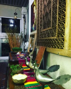 Roya Nownahali Instagram - . نوروزِ ما بتابد بر احوالِ جهان و زمين. 
سال نو مبارك
نوروز ١٣٩٧ 
#نوروز#سال_نو#سال_نو_مبارک #١٣٩٧
#ايران#تهران
#رؤيانونهالى#رامين_حيدرى_فاروقى