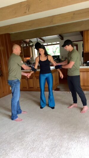 Royce Gracie Instagram - HAPPY BIRTHDAY @realroyce 🏆 Thank you for being there through thick and thin, and for showing me what FAMILY truly means. Your idea of “fun” is not always the most pleasant, but it makes me stronger I guess 🧐😂😮‍💨. Love you ❤️❤️❤️❤️

#ufc #roycegracie #jiujitsu #legend #graciefamily #adventure
